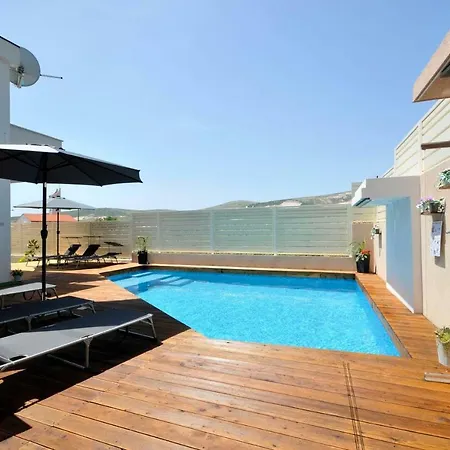 Tereza * 特罗吉尔